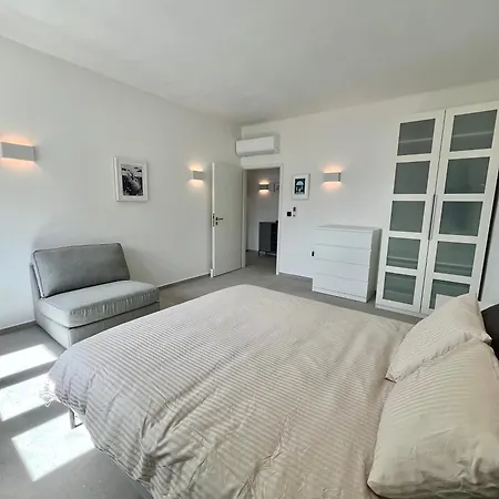 Apartamento Newly Refurbished Haven