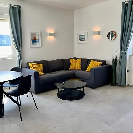 Newly Refurbished Haven *