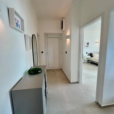 Newly Refurbished Haven Apartamento