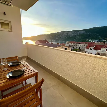 Appartement Newly Refurbished Haven *