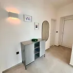 Newly Refurbished Haven Apartament *