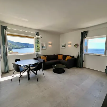 Newly Refurbished Haven