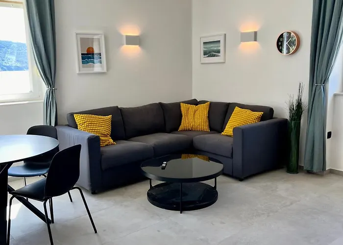 Newly Refurbished Haven *