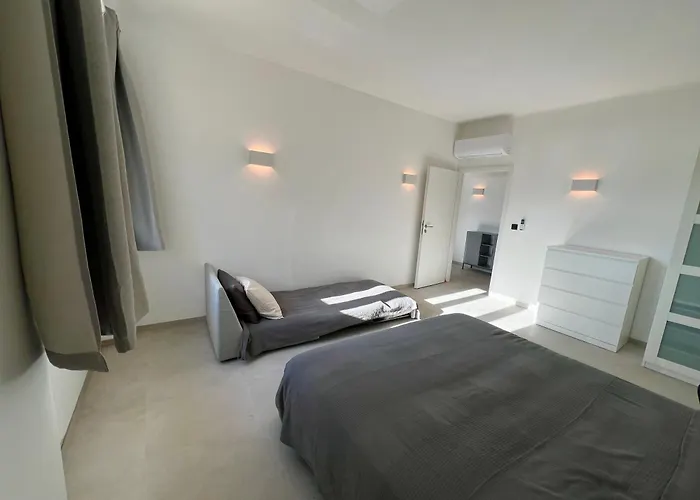 Newly Refurbished Haven Komiža